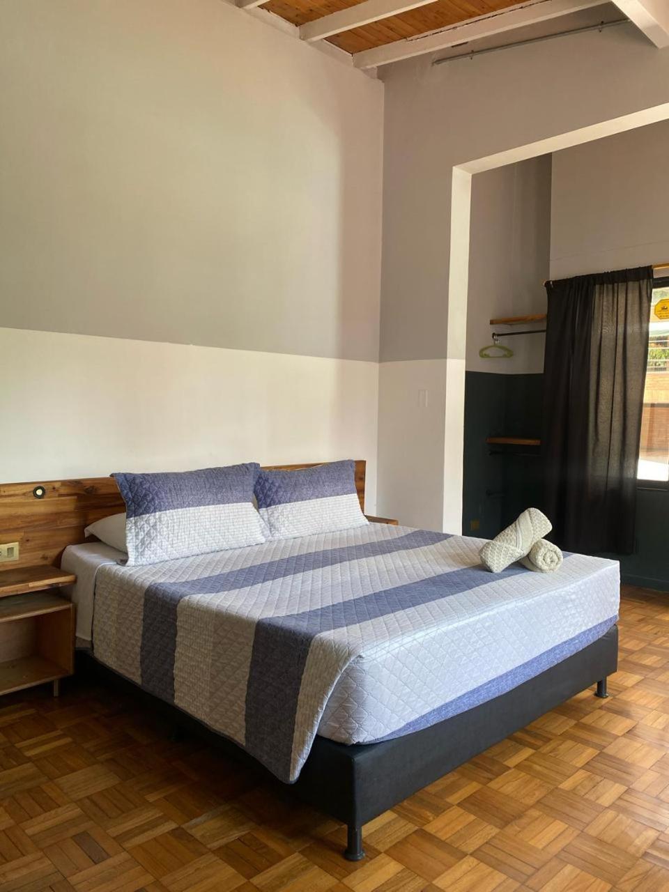 Casa Mosaiko Patio Bonito Ξενοδοχείο Μεντεγίν Εξωτερικό φωτογραφία